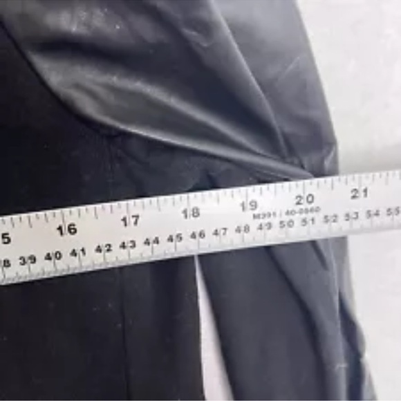 Three Dots Knit & Faux Leather Pocketed Moto Jacket Size Medium - Picture 4 of 7